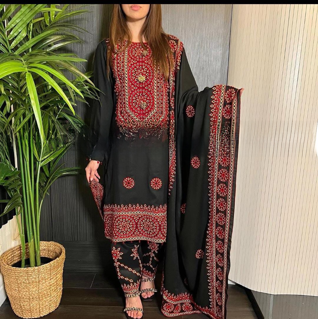 Buy sindhi embroidery dresses Online at Best Price in Pakistan - Daraz.pk