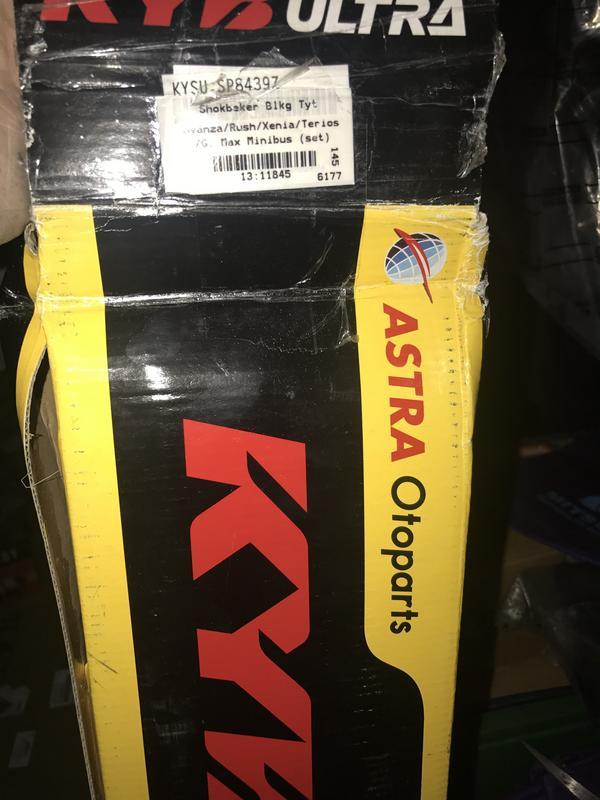 SHOKBEKER TOYOTA RUSH BLK KYSU SP8439Z ( SET ) KAYABA -11845 Harga 941,000 rupiah*Gratis Ongkir