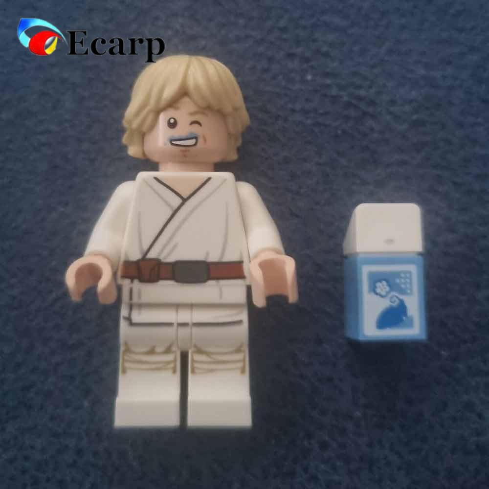 30625 Star Wars Luke Skywalker với túi nhựa màu xanh sữa