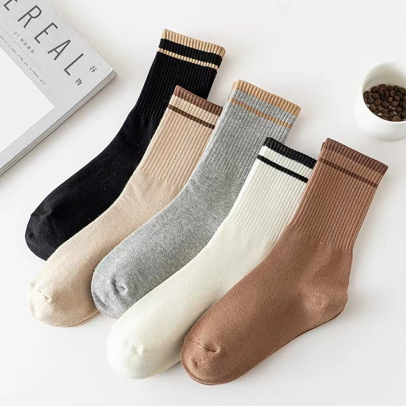 Đôi vớ cổ cao chất liệu cotton sọc gân họa tiết sọc cho nam nữ