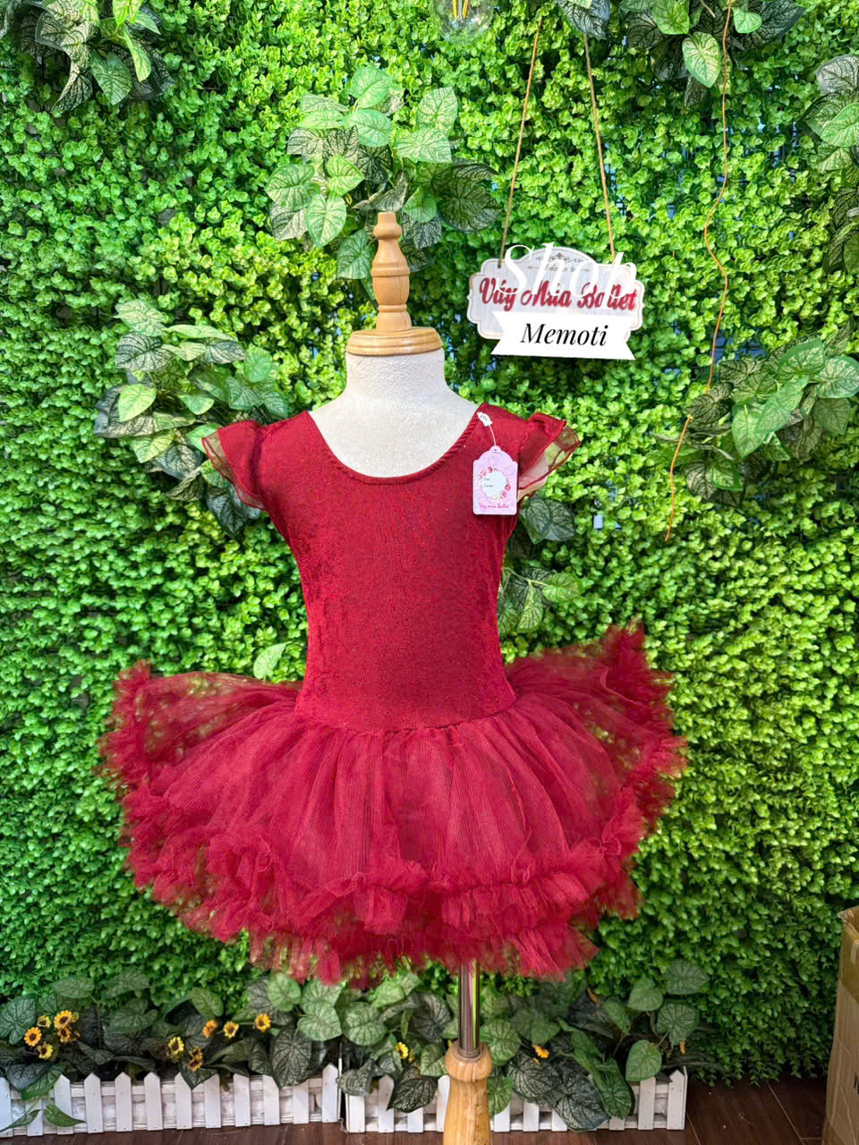 Váy múa thun nhũ tay tiên tutu đỏ đô
