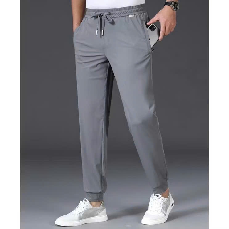 Loose-Fitting Elastic Pants Come in Large Sizes. - 5
