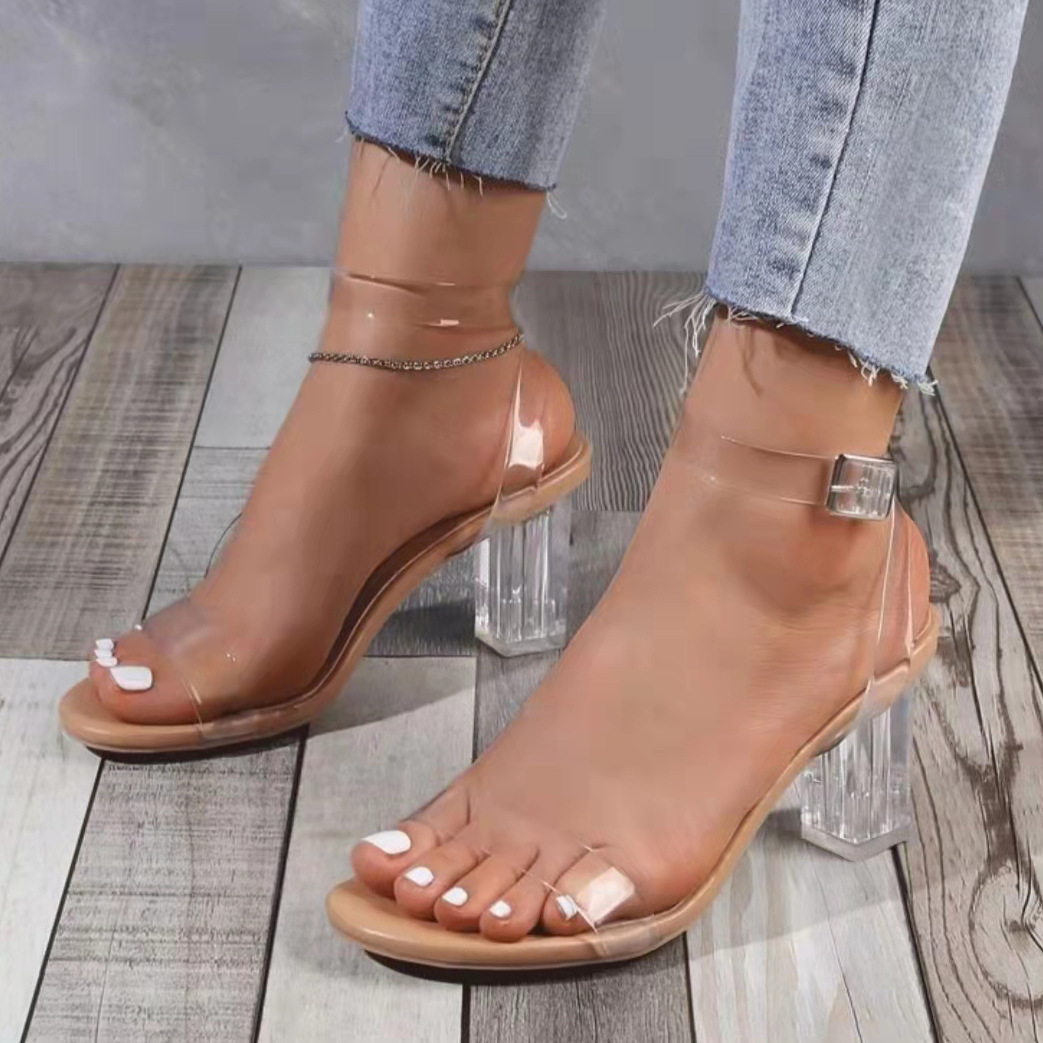 cao Giày gót nữ mùa hè mới thô gót PVC kích thước 41-42ladies heels