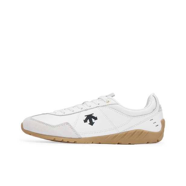 รองเท้าผ้าใบ รองเท้าลำลองผู้ชาย DESCENTE Chron Low top Unisex สีขาว D5223LSN15-WT ราคา 48,000 บาท*ส่งฟรี