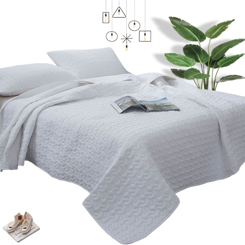 coverlet and duvet