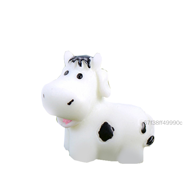 Cute Cow Resin Crafts Resin Ornament DIY Mini Landscape Decorations for Home Office Table Decor IB-VN