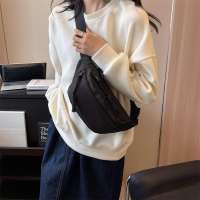 Simple and fashionable half-moon shaped womens chest bag Oxford cloth large capacity crossbody bag multifunctional waterproof waist bag travel时尚包包
