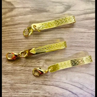 Thai amulet clip gold