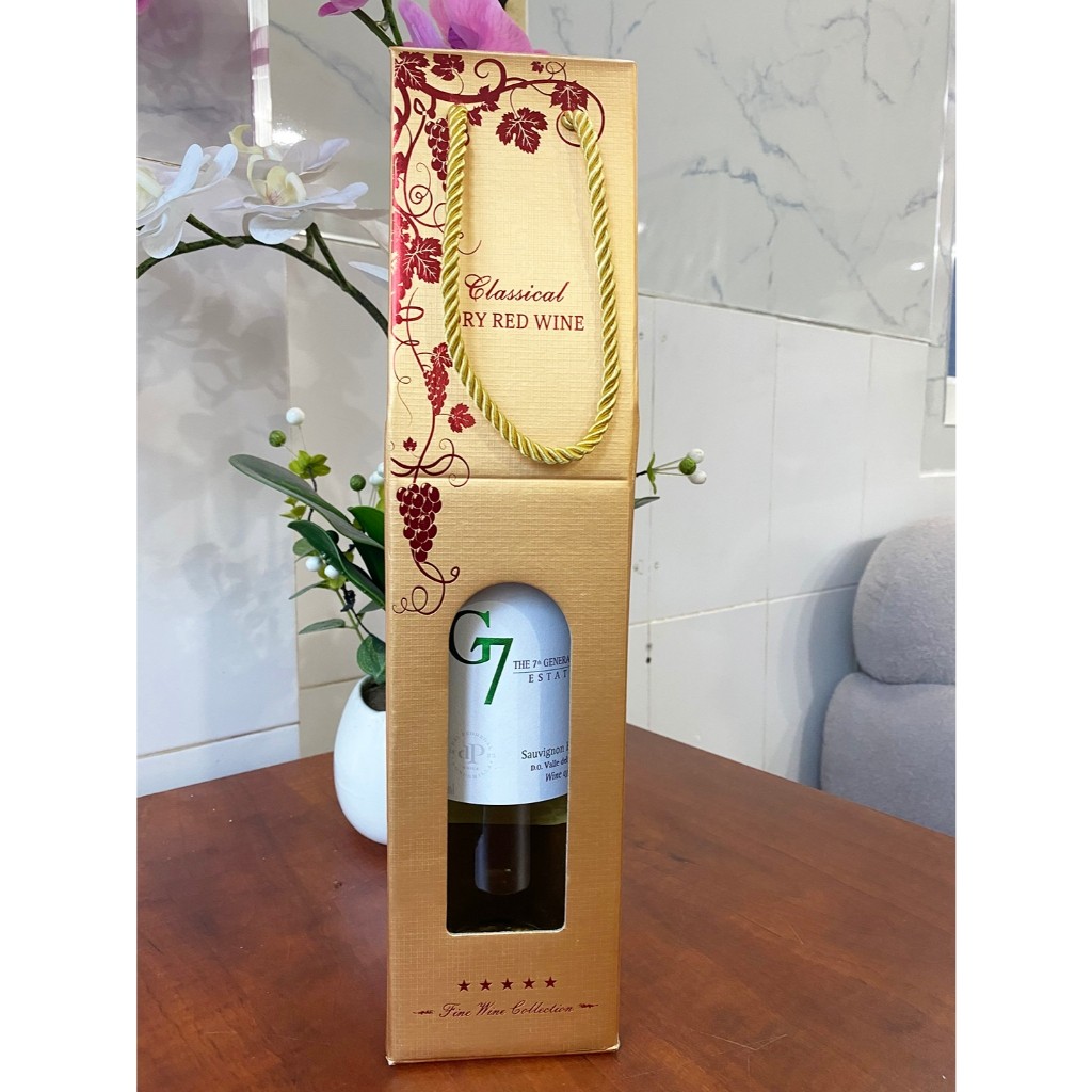 Set quà tặng rượu vang Chile G7 Sauvignon Blanc - Túi giấy vàng đơn