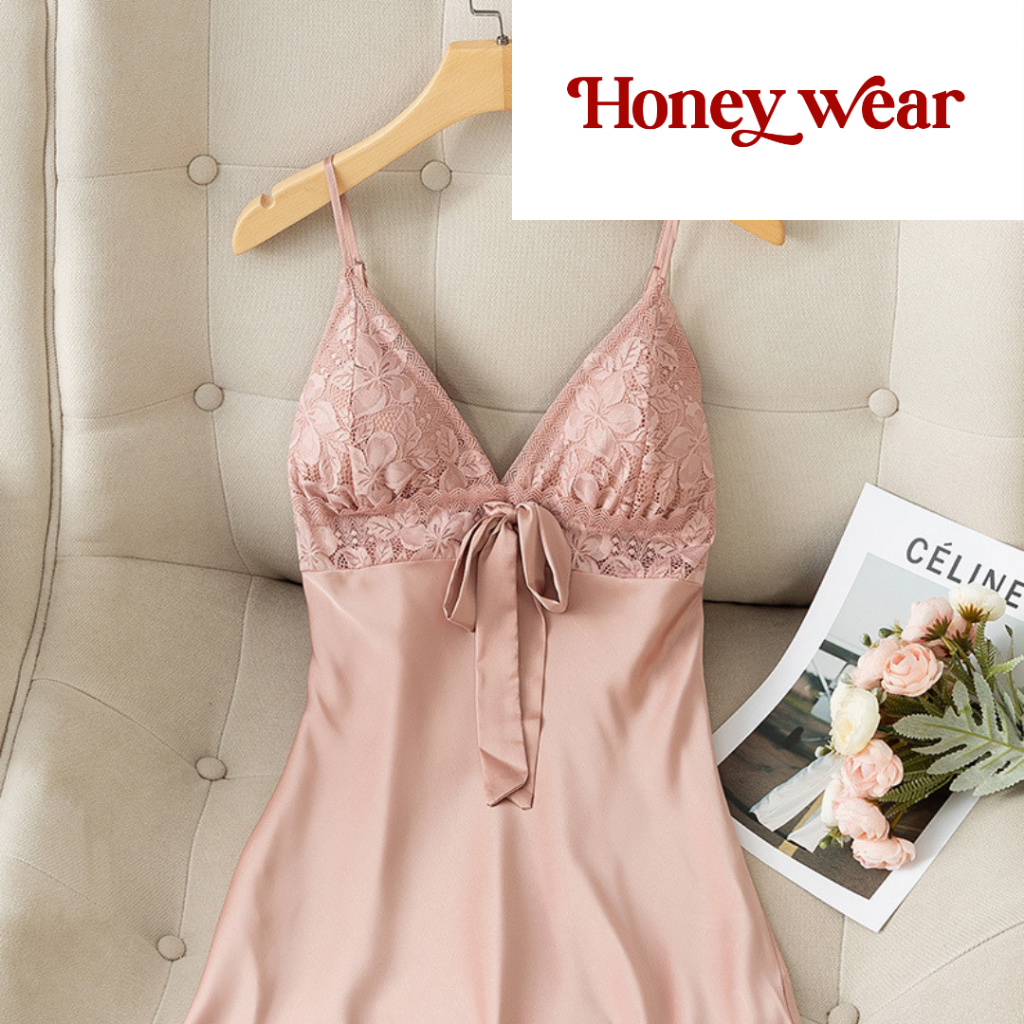 [HÀNG MỚI VỀ] Váy Ngủ Lụa Hai Dây Ngực Phối Ren Cổ V (Có Mút Ngực) Honey Wear Đầm Ngủ Lụa Hai Dây Mặc Nhà Freesize A120
