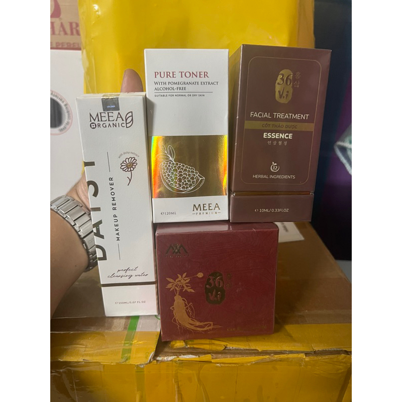 Cao mụn sâm đỏ 36 vị - meea organic