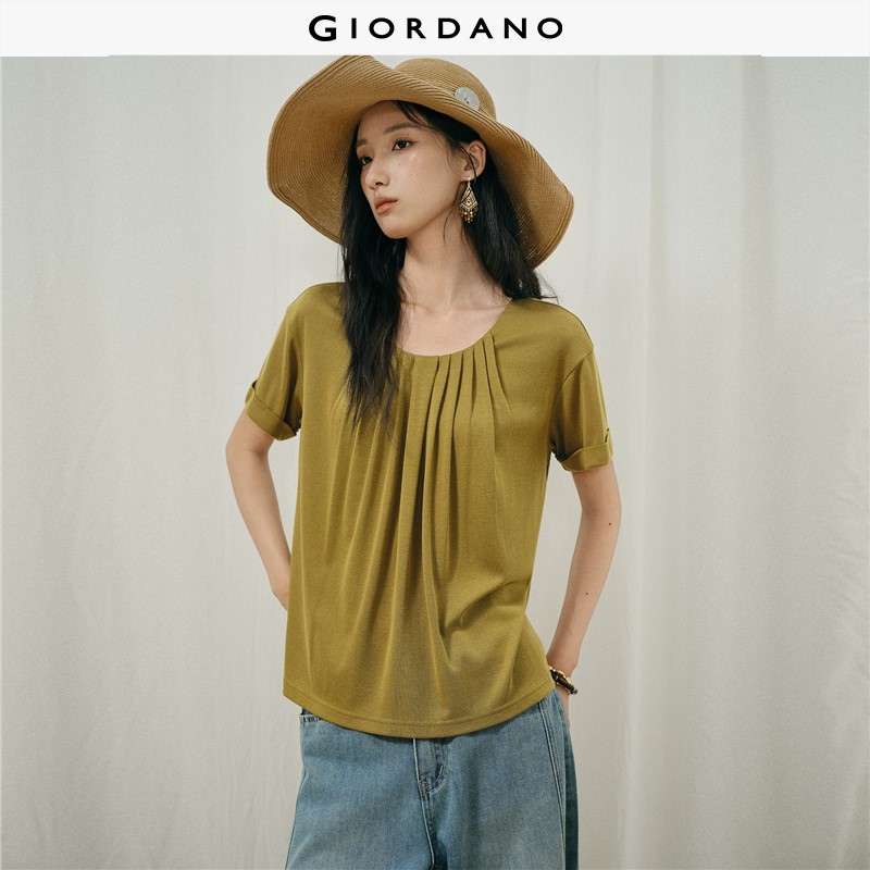 GIORDANO Women T-Shirts Lyocell-Cotton Tee Pleated Round Neck Rolled Cuff Short Sleeve Fashionable Casual T-Shirts 18326518 ราคา 1,659 บาท*ส่งฟรี