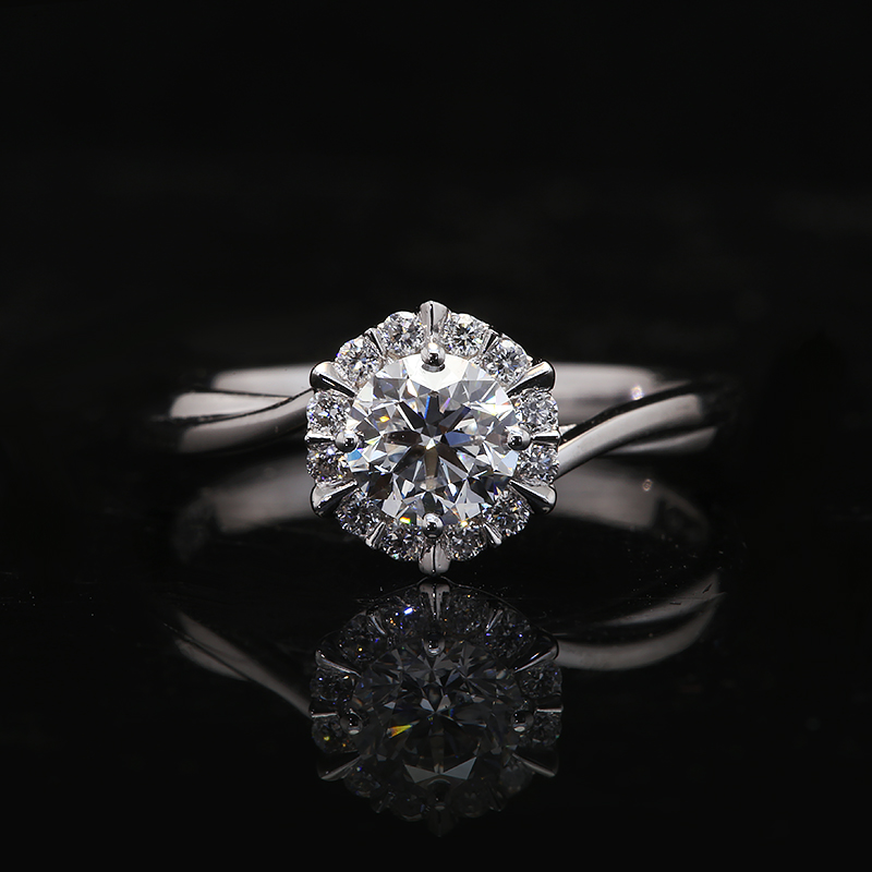 14k White Gold Center 0.5ct HPHT CVD IGI DEF VS Lab Grown Diamond Ring For Women Engagement Wedding Ring High Quality Jwewlry ราคา 19,110 บาท*ส่งฟรี