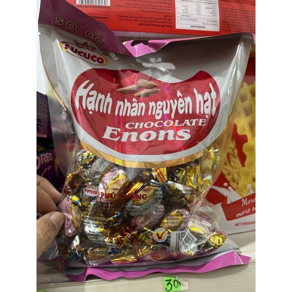 Gói kẹo Chocolate hạnh nhân phú cường