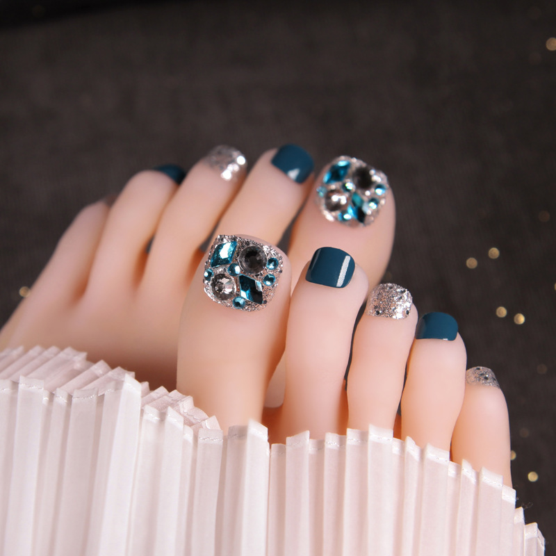 hot 24pcs Blue Color Japanese Summer Wearable Foot Fake Nail Short Length Paillette Faux Rhinestone Decor Finished press on toenails
