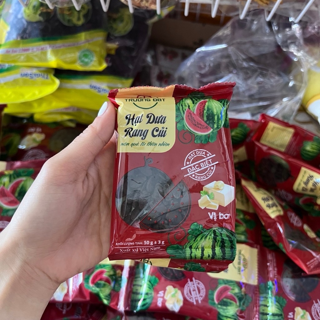 Hạt dưa rang củi sạch trường đạt loại ngon đặc biệt túi đỏ 50g