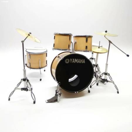 Percussion InstrumentsMiniature Drum Set Yamaha Natural