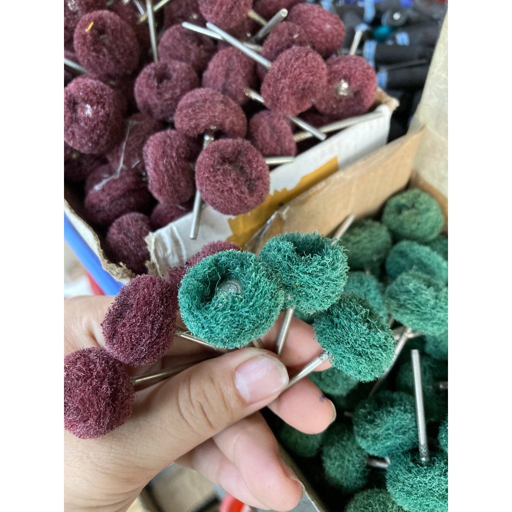 Chổi đánh bóng nhỏ cước có trục