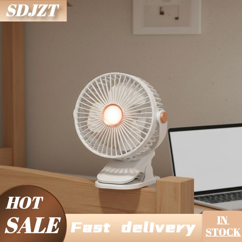 SDJZT พัดลมไฟฟ้า USB แบบคลิปบน USB หมุนได้720องศาพร้อมไฟกลางคืนสำหรับรถเข็นเด็กข้างเตียงสำนักงานระบายอากาศ ราคา 118 บาท*ส่งฟรี