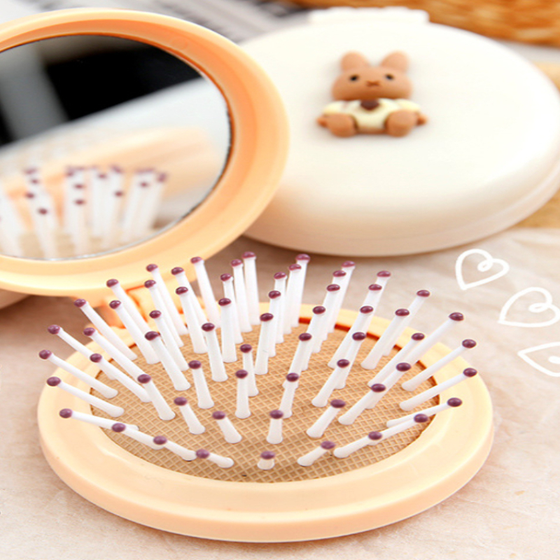 Lược chải tóc có gương