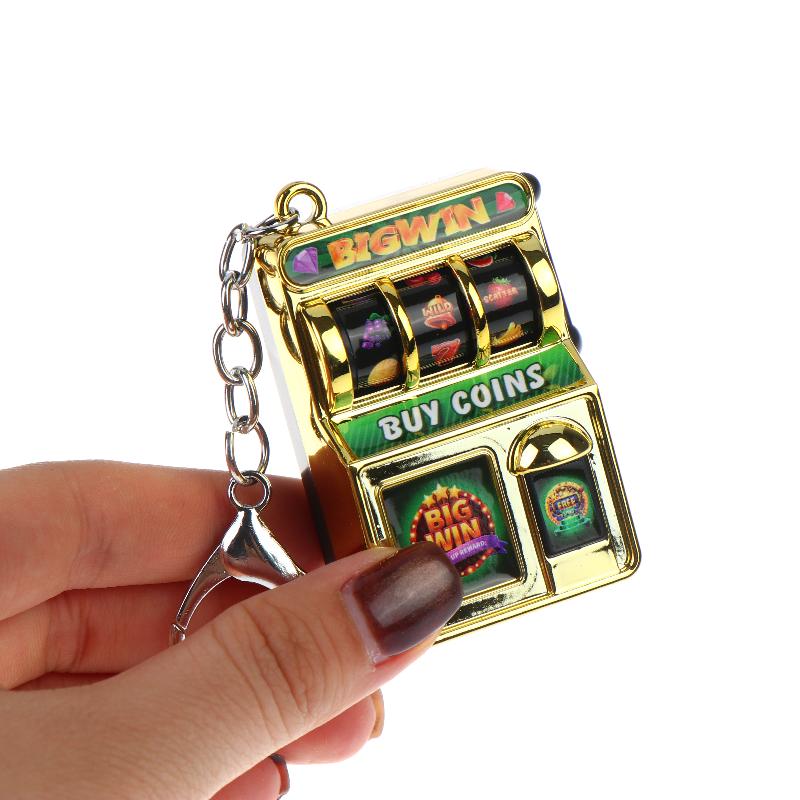 Jcika 1 3 5PCS may mắn jackpot Retro trò chơi máy xách tay mini trái cây Khe Máy Keychain Mặt dây chuyền người lớn túi quà tặng trang trí