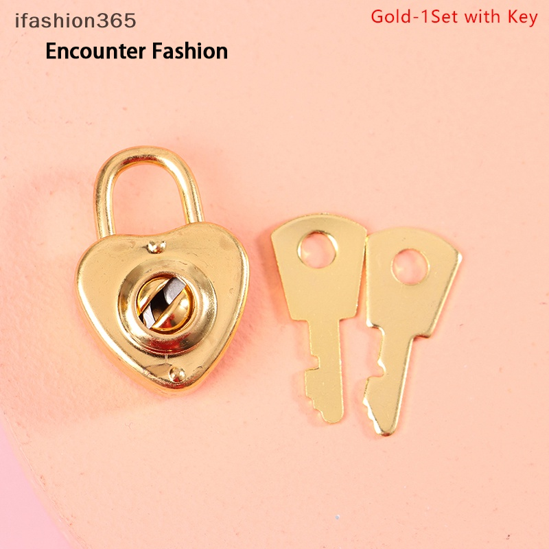 1 set of mini heart-shaped hard luggage lock with ifashion365 key ราคา 8 บาท*ส่งฟรี