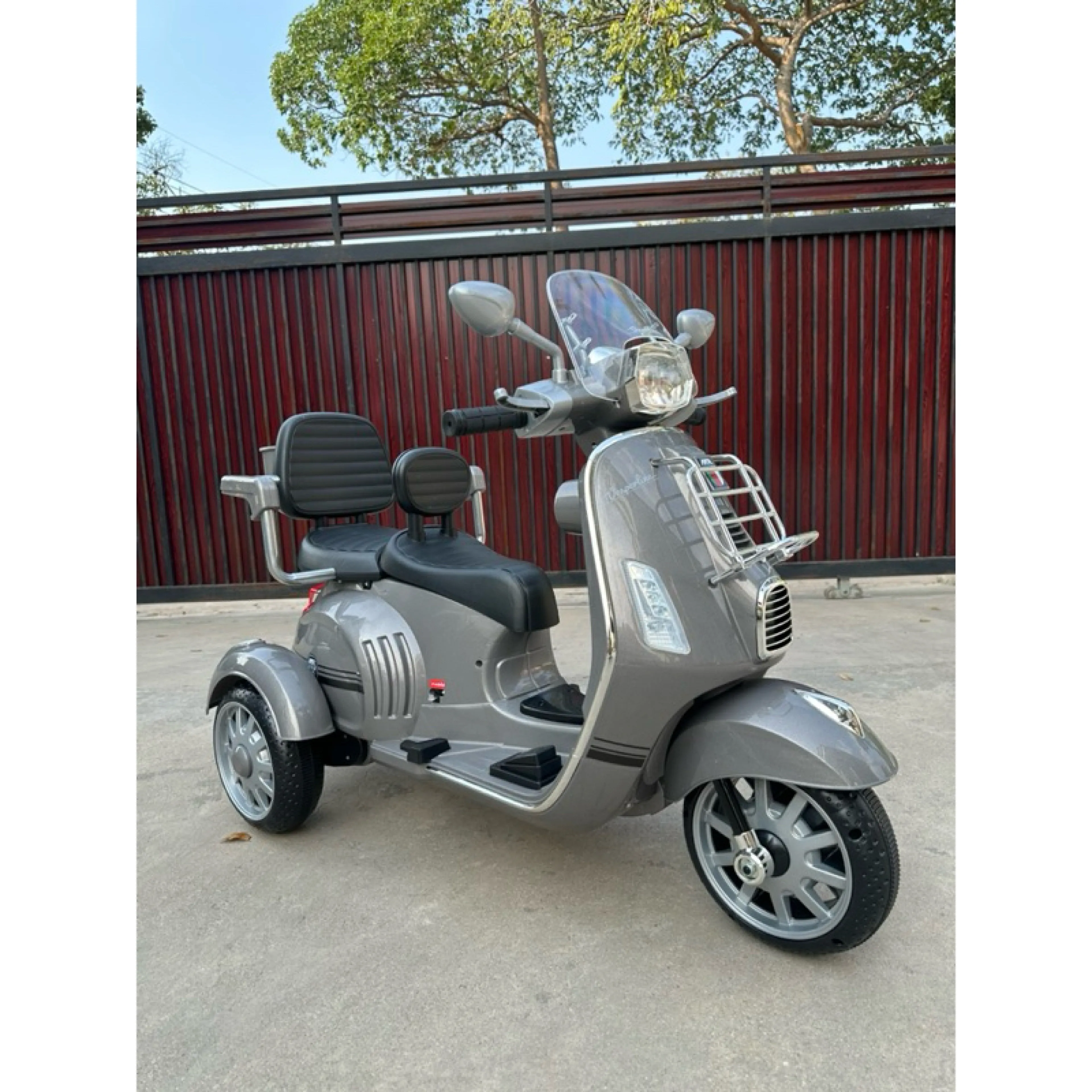 Children's Battery-Powered Car, Large Car, Children's Electric Car, Children's Car in the Style of Vespa with Double Seats, 2 Strong Motors, No.4087