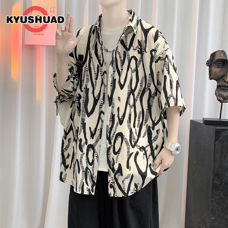 KYUSHUAD Men's shirt - Japanese summer five-quarter sleeve simple men's shirt Instagram new striped art fashion youth pop fashion shirt ราคา 182 บาท*ส่งฟรี