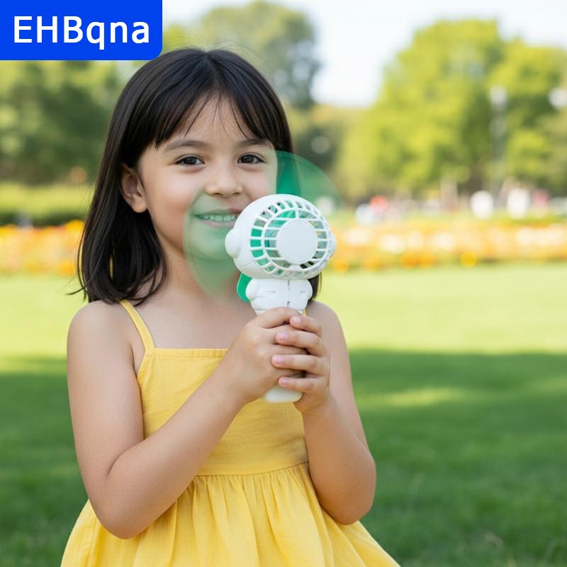 [COD] EHBqna SPORTS พัดลมไอศกรีมคุกกี้ขนาดเล็กน่ารักใช้มือถือของเล่นฤดูร้อนสำหรับเด็กโต๊ะทำงานกลางแจ้งอุปกรณ์เสริม ราคา 26 บาท*ส่งฟรี