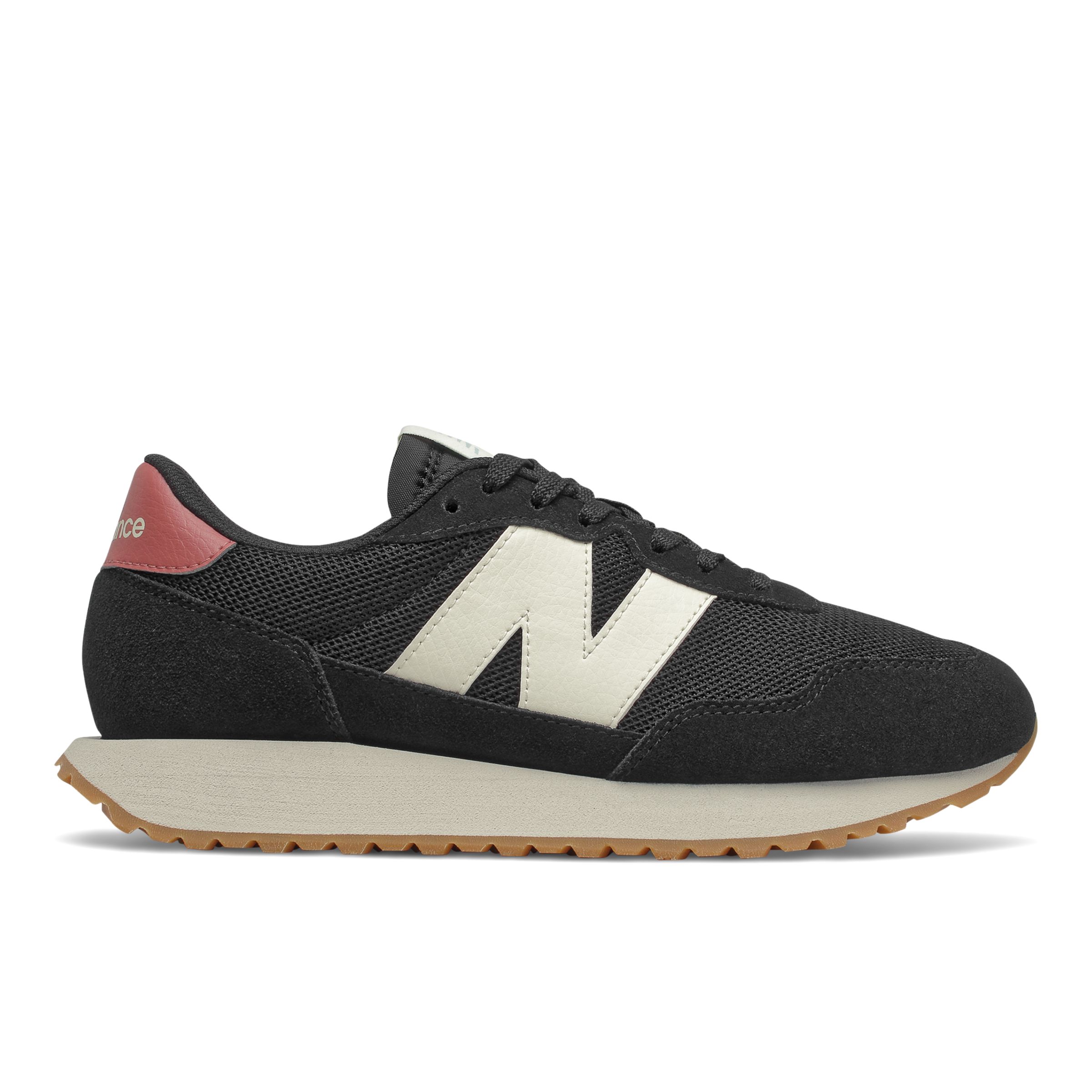 nb black womens trainers