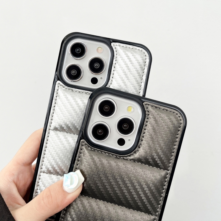 【 5AceShop 】 Carbon Fiber Texture Down Jacket Phone Case For iPhone 11/iPhone 11 Pro Max/iPhone 12/iPhone 12 Pro/iPhone 12 Pro Max/iPhone 13/iPhone 13 Pro/iPhone 13 Pro Max/iPhone 14/iPhone 14 Pro/iPhone 14 Pro Max/iPhone 15/iPhone 15 Pro/iPhone 15 Pro Ma