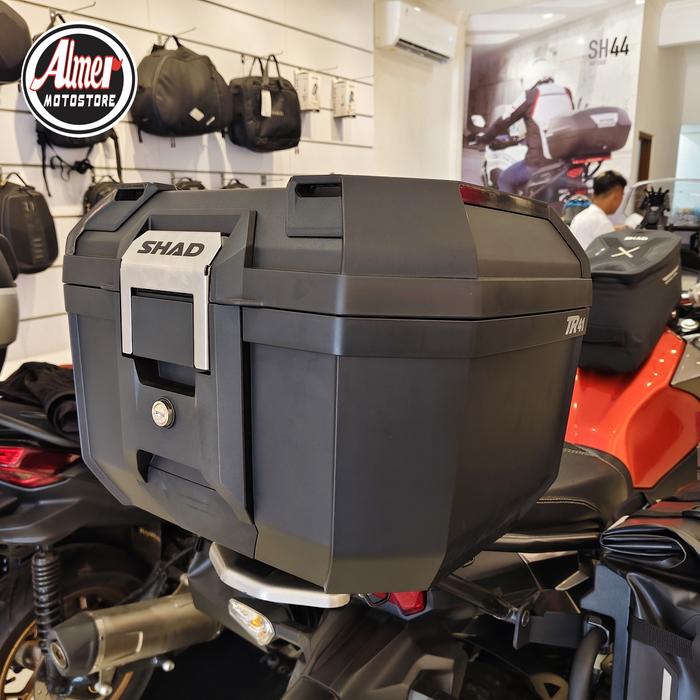 SHAD TERRA TR41 BLACK TOP BOX - TOP BOX TR41 - Shafiyul Shop Harga 1,631,400 rupiah*Gratis Ongkir