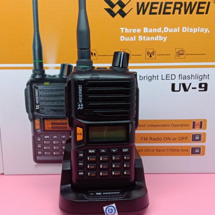 HT HANDY TALKIE WEIERWEI UV-9 TRI BAND Giá 1,100,000 Đồng*Miễn phí vận chuyển