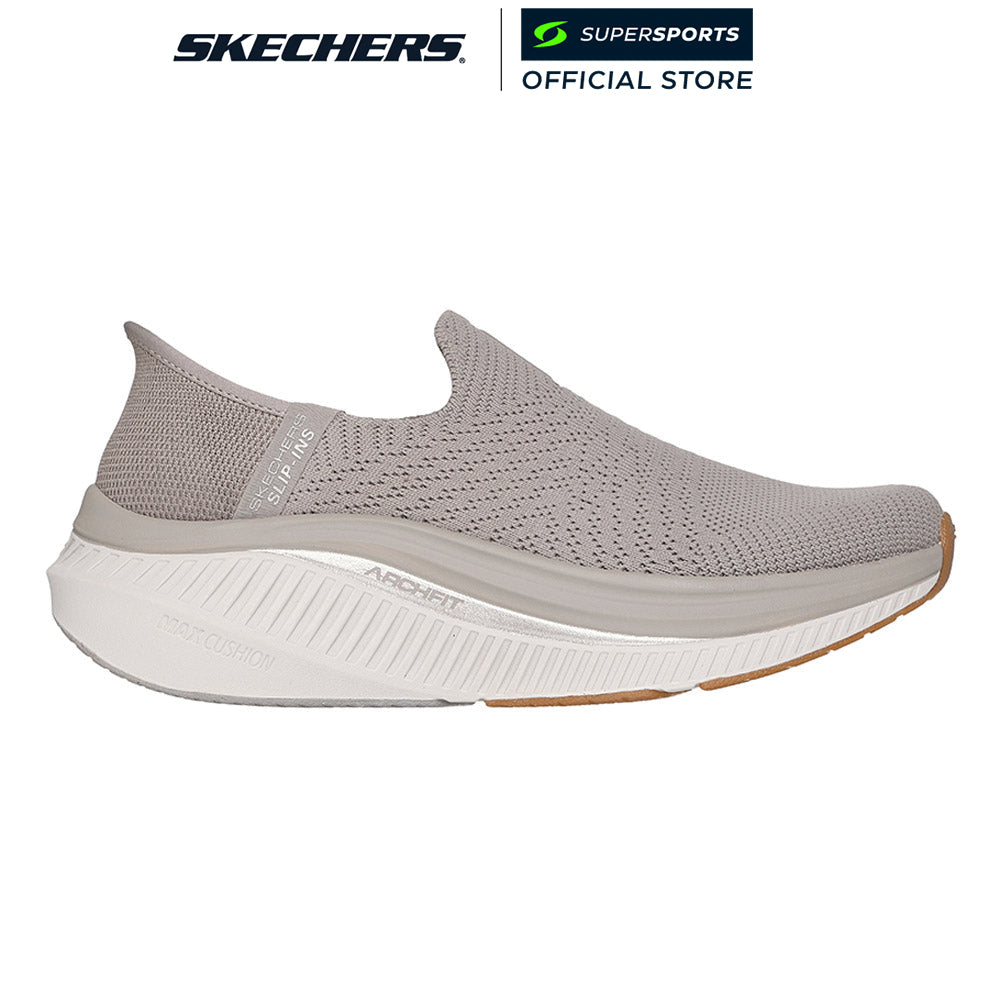 SKECHERS Hands Free Slip-ins®: GO WALK® Max Cushioning® Arch Fit® - Camilla Women's Training Shoes ราคา 3,136 บาท*ส่งฟรี