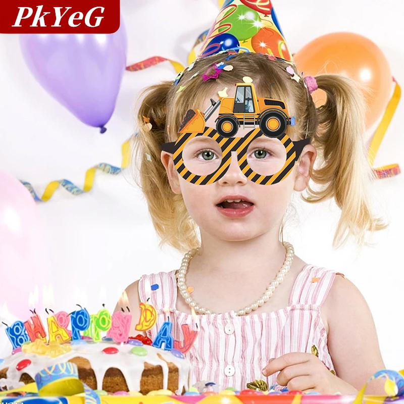 [COD] PkYeG แว่นตากระดาษก่อสร้างบูธภาพถ่าย6ชิ้นอุปกรณ์ประกอบฉากรถขุดสำหรับเด็กผู้ชายรถแทรคเตอร์ก่อสร้างงานวันเกิดของตกแต่ง ราคา  32 บาท*ส่งฟรี