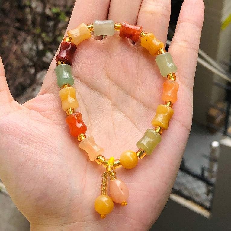 Chuỗi Hạt Ngọc Phỉ Thúy Lụa Vàng Tự Nhiên Mix Charm Sắc Vàng Hoàng Kim Phú Quý