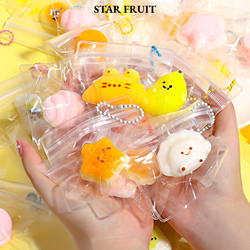 STAR FRUIT Cute Soft Frog Toy in Clear Bag with Bead Chain Fun Stress Relief Toy Set ราคา 21 บาท*ส่งฟรี