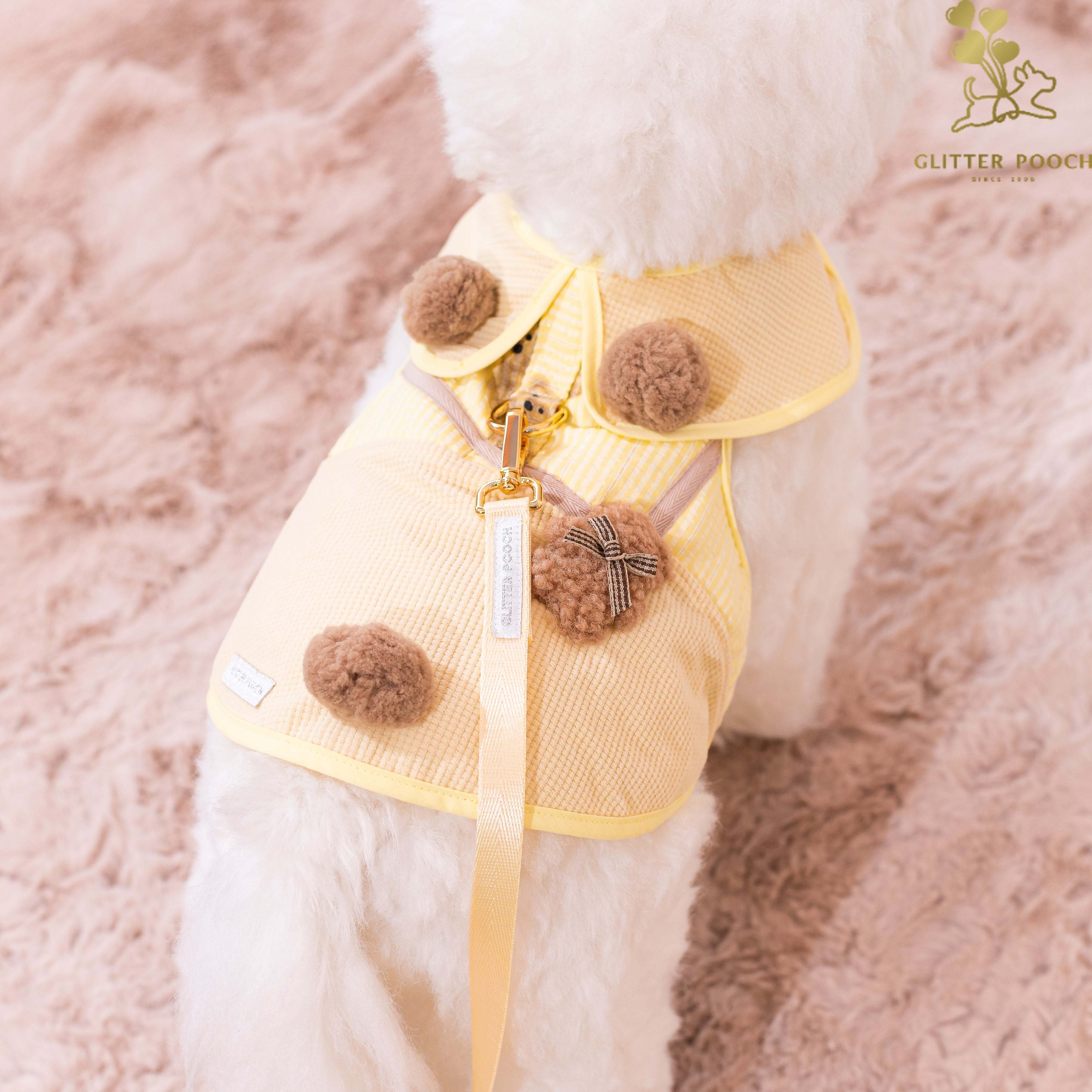 Glitter Pooch Harness ชุดรัดอก สายจูง เสื้อผ้า สุนัข, หมา, แมว, สัตว์เลี้ยง พร้อม สายจูง รุ่น Huggie Cubs Boy - Lemon ราคา 950 บาท*ส่งฟรี
