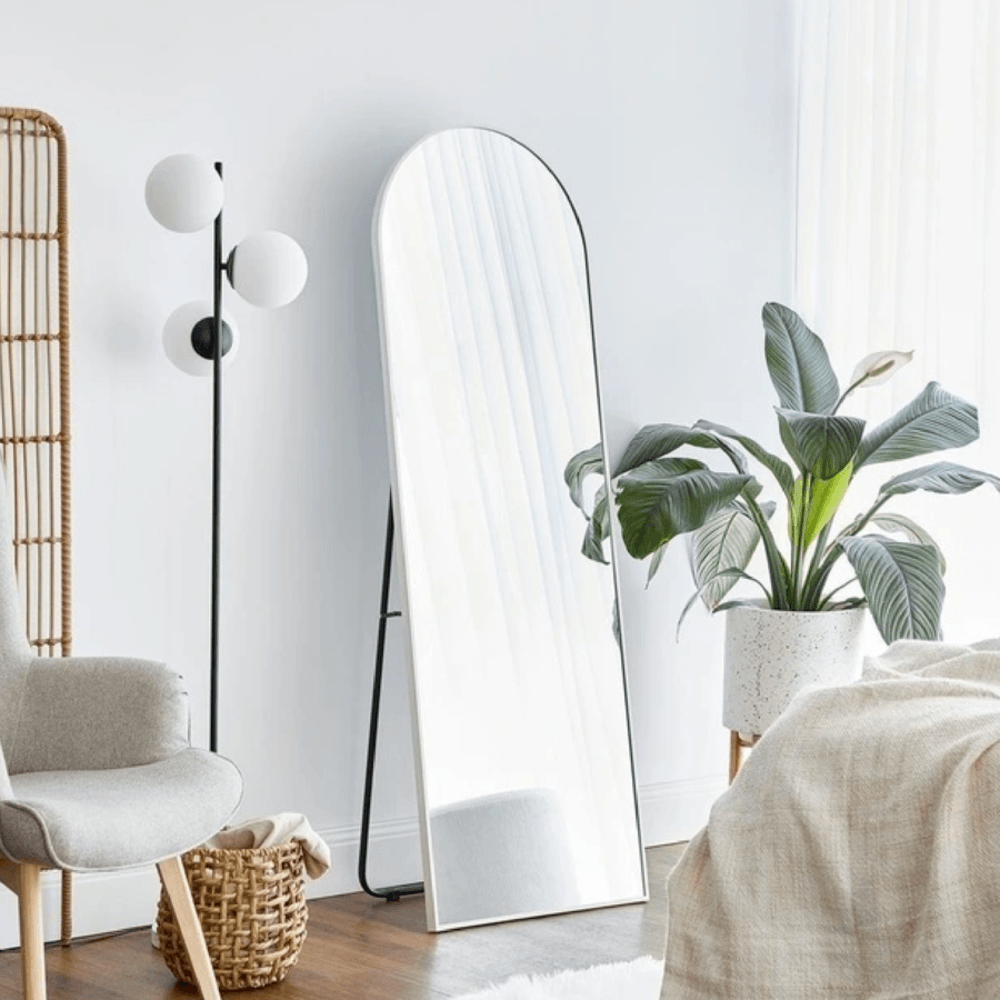 Global House Nice กระจกมีกรอบอะลูมิเนียมตั้งพื้น รุ่น โอลีเวีย-ซิลเวอร์ ขนาด 40x150 ซม. สีเงิน รับประกันของเเท้! ราคา 1,860 บาท*ส่งฟรี