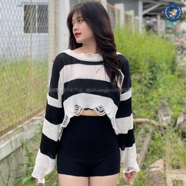 💥[A137] Áo len thun nữ Montoghi dệt kim mỏng KIỂU RÁCH CROPTOP kẻ sọc phong cách QC cá tính - L2M