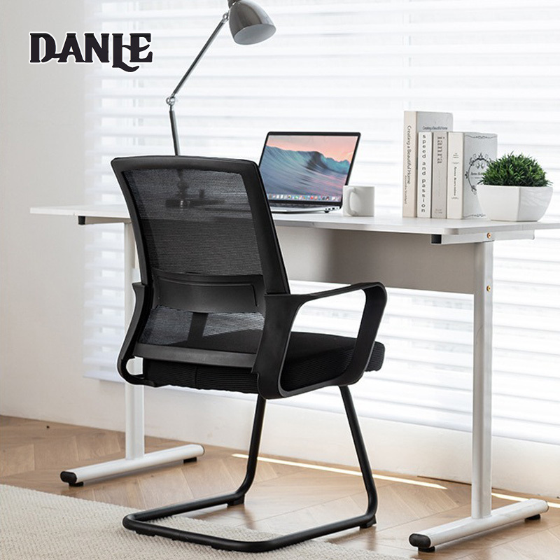 Computer chair home study chair ergonomic chair chair back desk chair study chair office chair sedentary seat ราคา 1,873 บาท*ส่งฟรี