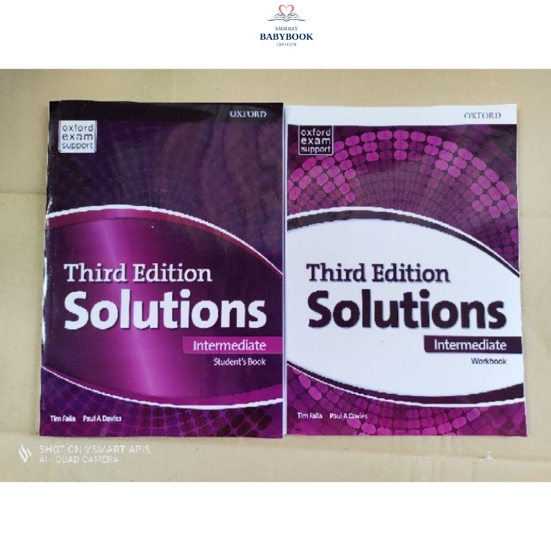 Solutions Intermediate Third Edition (SB và WB)