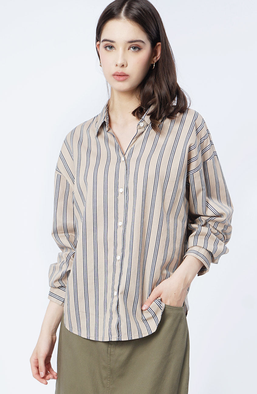 Logo Jeans Kemeja Lengan Panjang Adeela Khaki Navy 24923L5KN Harga  241,000 rupiah*Gratis Ongkir