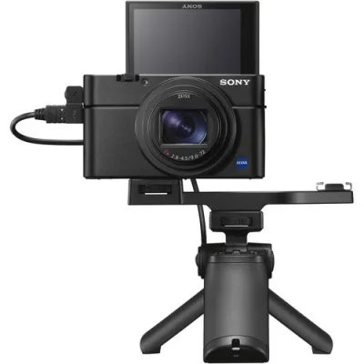 Sony Cyber Shot DSC-RX100M7G (Shooting Grip Kit)