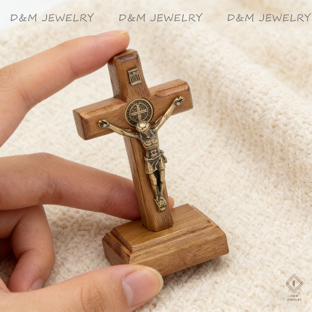 2026 Authentic Wooden Cross Jesus Figurine for Decoration Christ Crucifix Statue Home Altar Display
