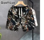 QiaoYiLuo Quần short in mùa hè thường ngày cho nam rộng phù hợp dây rút eo thời trang dạo phố dài năm phần tư