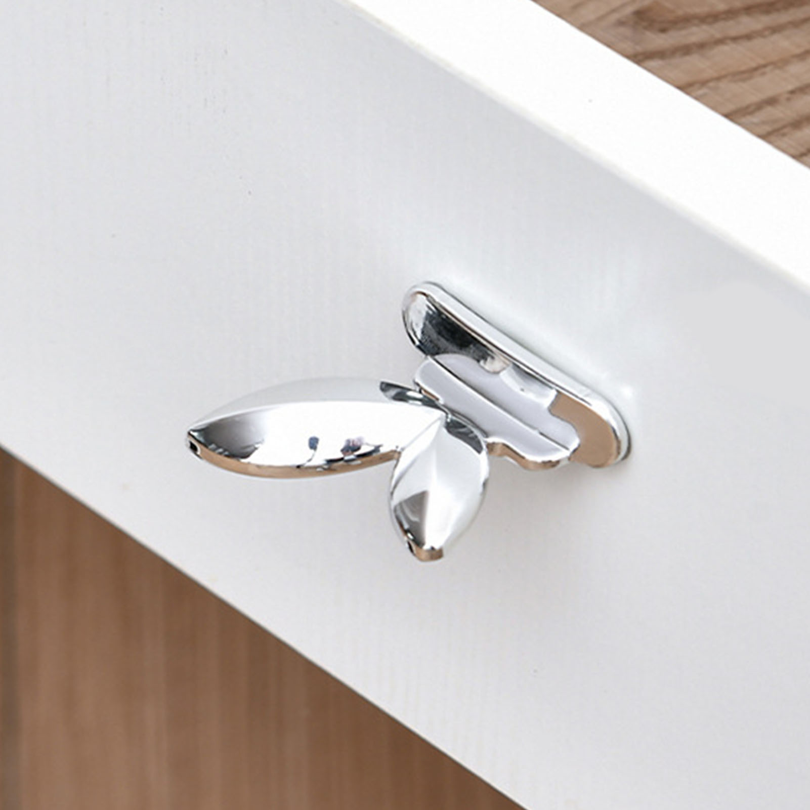 Bệ ngồi toilet xử lý nâng lên nắp toilet nâng lên thúc đẩy vệ sinh tránh chạm vào cho nhà khách sạn