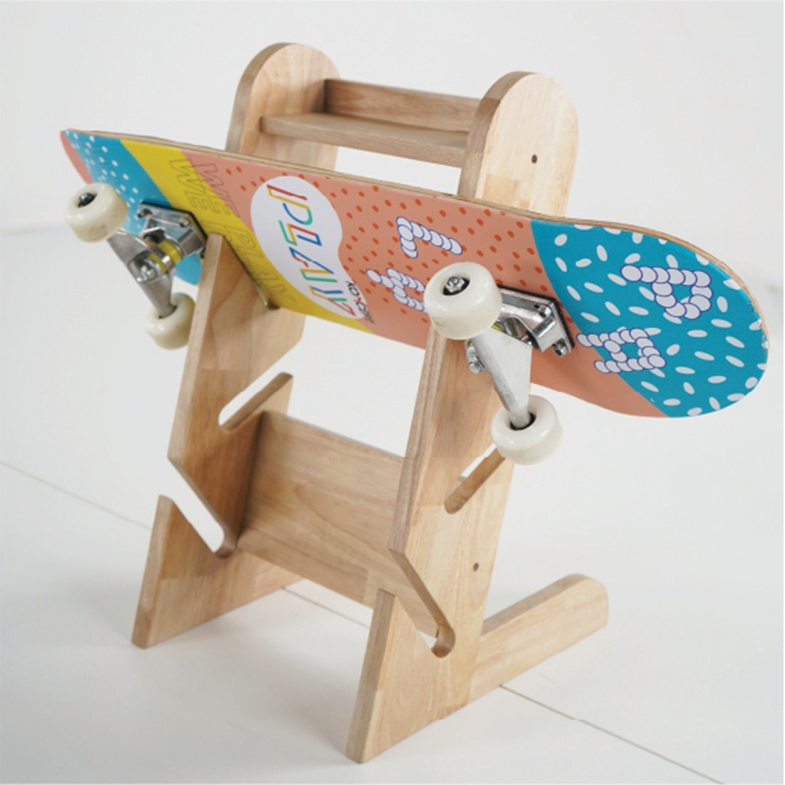Koncept Furniture ชั้นวาง Surf Skate Skate Board KC-PLAY รุ่น SURFER สีลินเบิร์ก (30x35x55) ราคา 1,290 บาท*ส่งฟรี