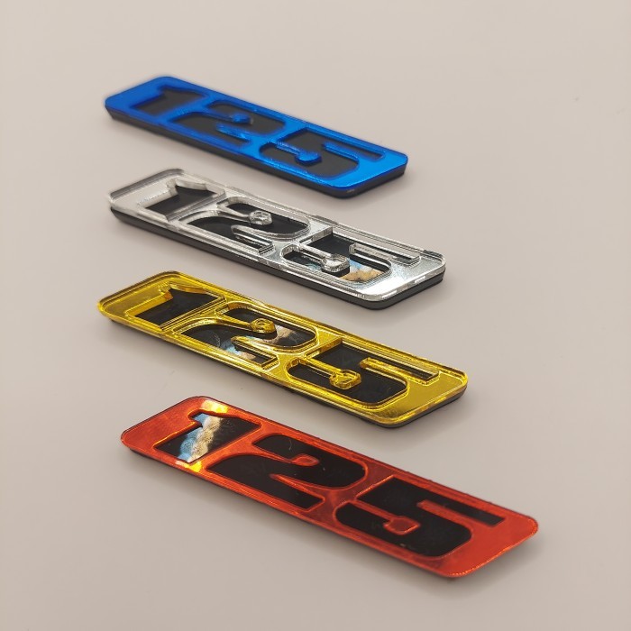 Emblem Akrilik 125 timbul 3D (SEPASANG) emblem ENGRAVE acrylic beat vario scoopy 125 Harga 17,120 rupiah*Gratis Ongkir
