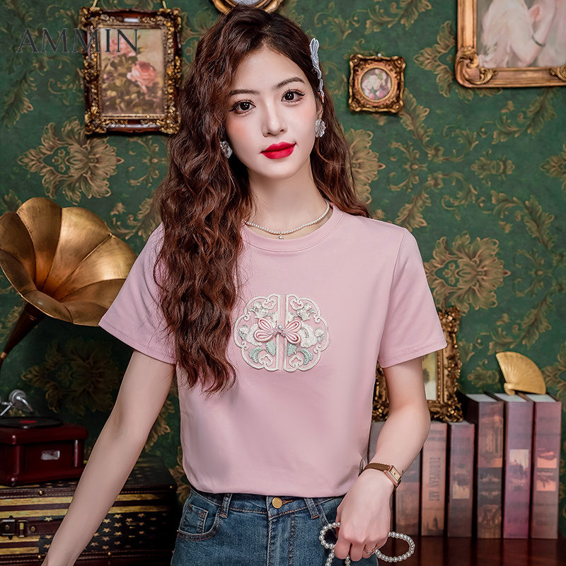 AMMIN New Chinese Fashion Exquisite Embroidered Design Vintage Frog Button Short Sleeve T-shirt Women's 2025 Summer New Simple round Neck Design Short Style Elegant Blouse ราคา 327 บาท*ส่งฟรี